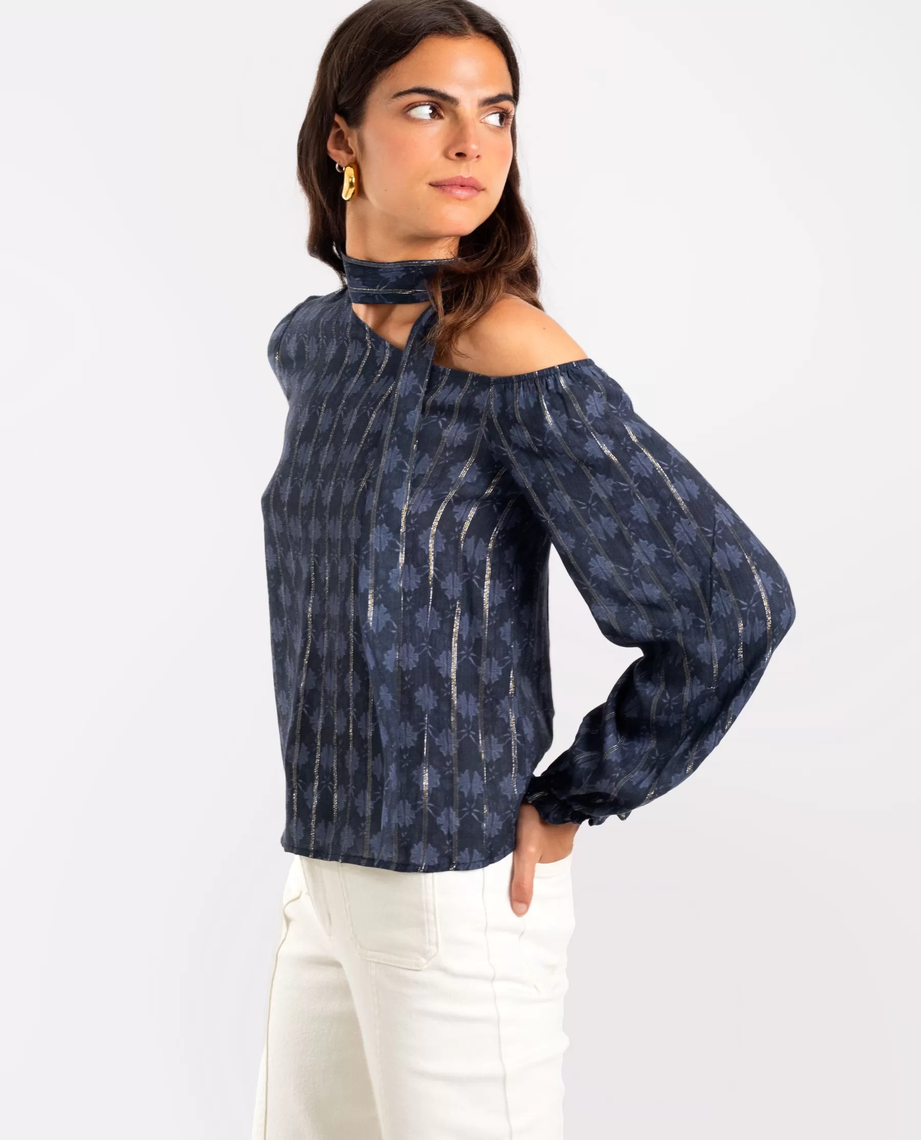 THE-ARE BLUSA HILLS & HUSTLE · ESTAMPADO* Tops | Blusas Y Camisas