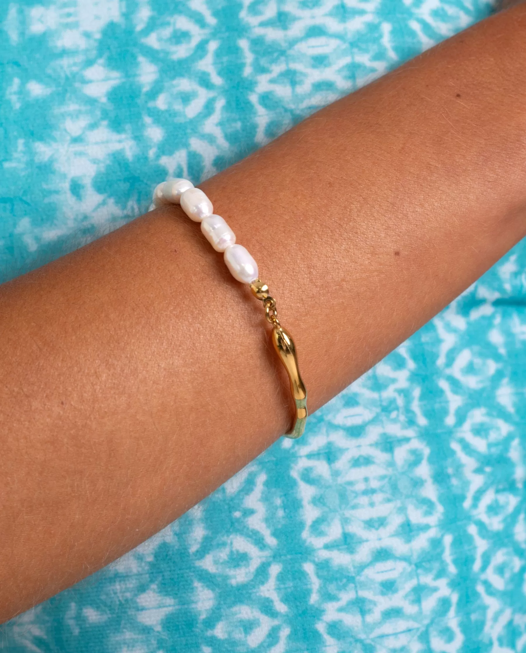 THE-ARE BRAZALETE CANE PEARLS · ACERO BAÑO ORO* Pulseras