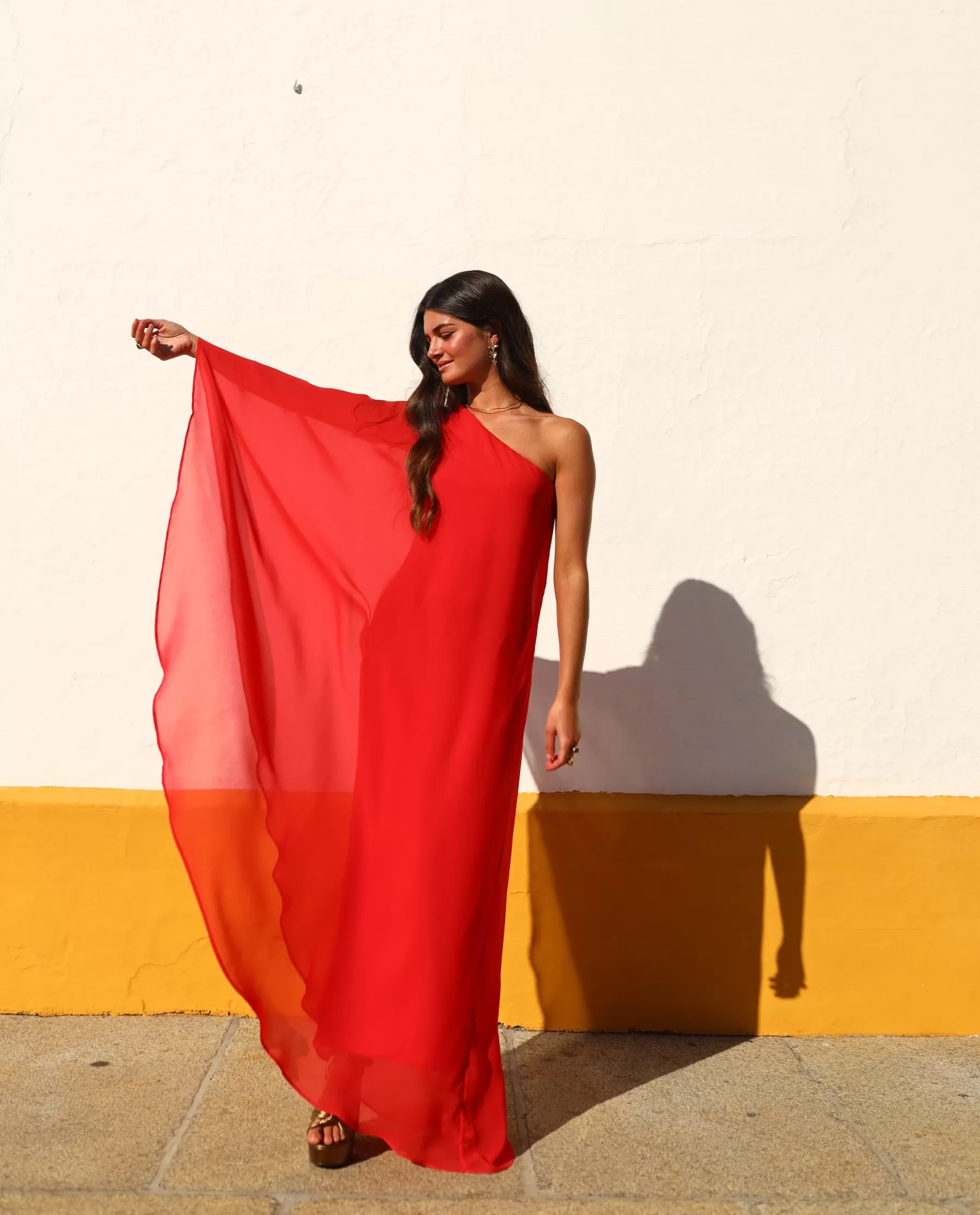 THE-ARE VESTIDO MRS. RIVERA · ROJO* Vestidos